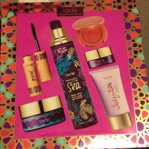 tarte Other - Offers welcome NIB Tarte Starter skin & color set